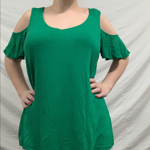 Green short sleeve shoulder cut out top - Picture 3 of 8